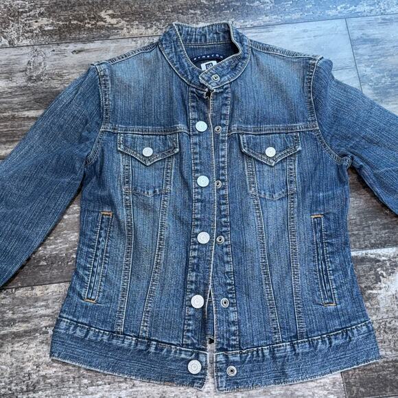 Gap Denim Jacket Womens XS Blue Jean Fitted Button Up Pockets Chore Y2K 80's - Picture 5 of 11